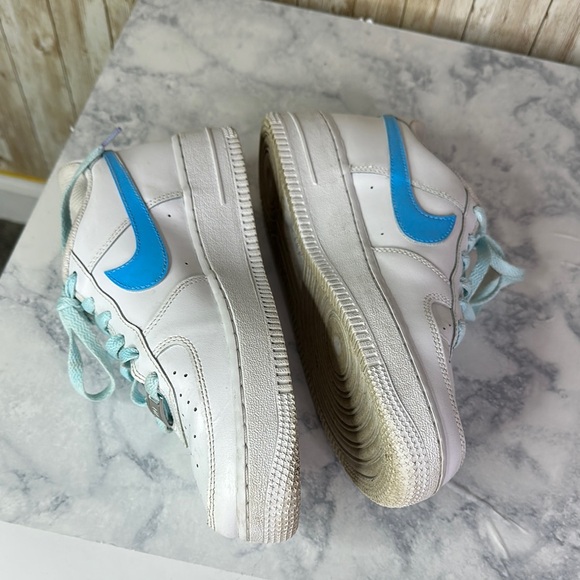 Nike 6y kids Air Force 1 White and Blue - Picture 8 of 8